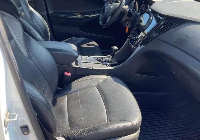 Jepet me qera Hyundai Sonata per vetem 40 euro dita