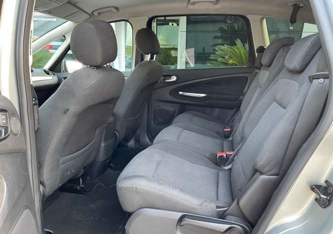 Jepet makine me qera Ford s Max per vetem 30Euro dita