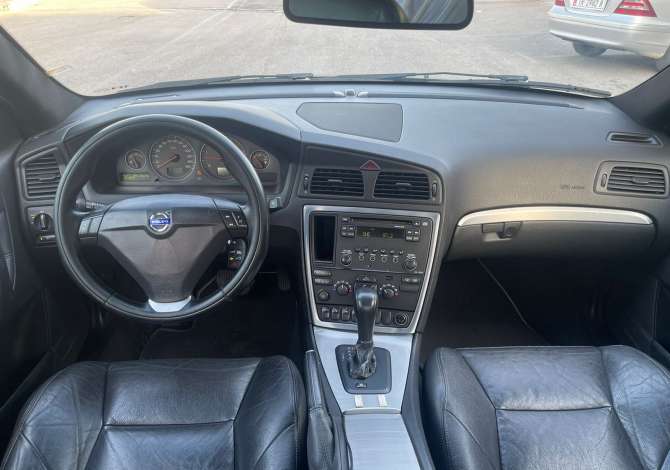 Jepet makine me qera Volvo S60 per vetem 30 euro dita