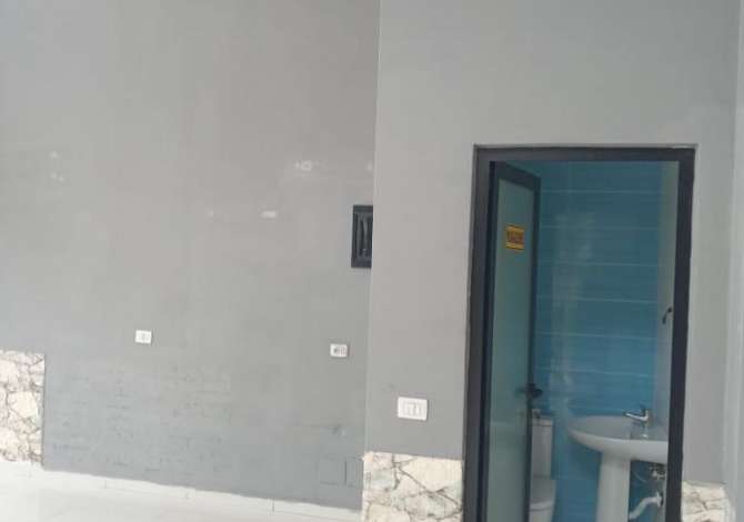 Ambient biznesi me qera 1+1 ne Tirane - 30,000 Leke