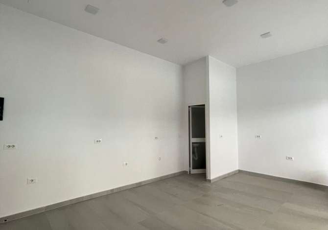 JEPET ME QIRA || Ambient Biznesi || - Rruga e Kavajes