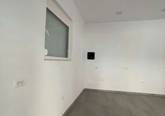 JEPET ME QIRA || Ambient Biznesi || - Rruga e Kavajes