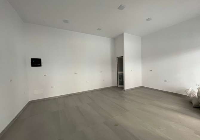 JEPET ME QIRA || Ambient Biznesi || - Rruga e Kavajes