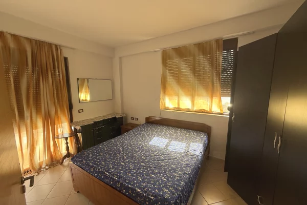 Shtepi me qera Apartament ne Tirane, 1+1, Mobilimi E mobiluar, Pagesa 25,000  Leke.