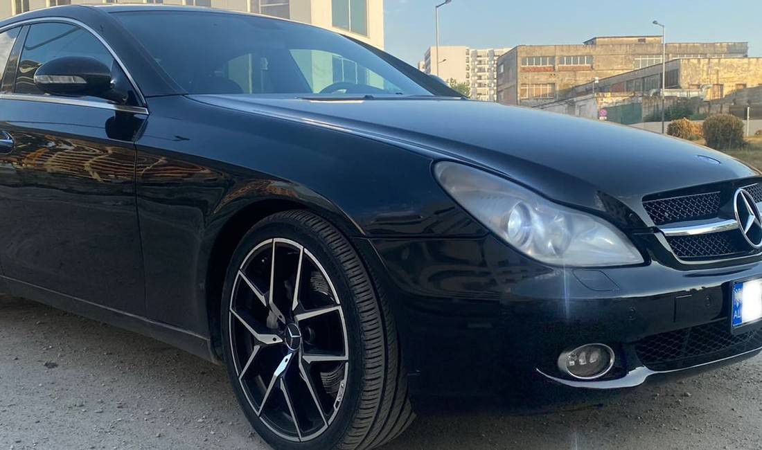 Jepet Makina  Cls 320 me qera duke filluar nga 80 Euro dita