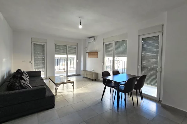 House for Rent 1+1 in Tirana - 48,000 Leke