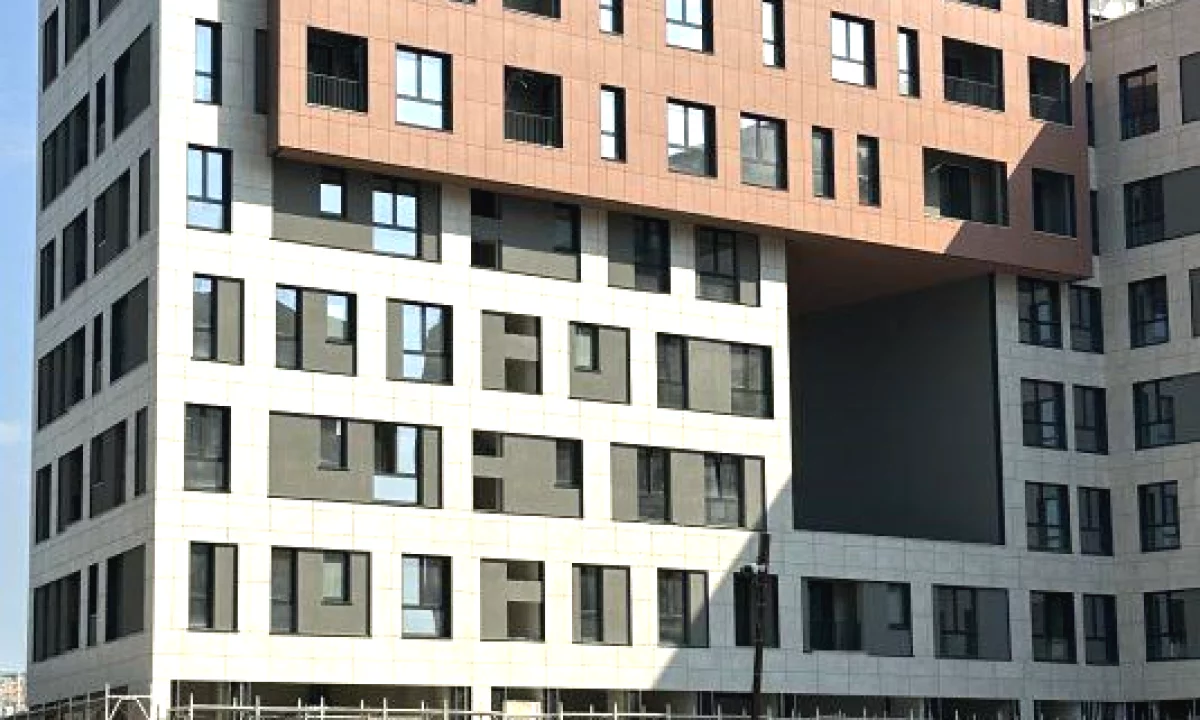 Appartamento in vendita a Tirana 2+1, Arredato