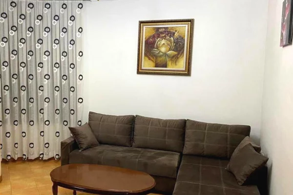 Casa in affitto 2+1 a Tirana - 48,000 Leke
