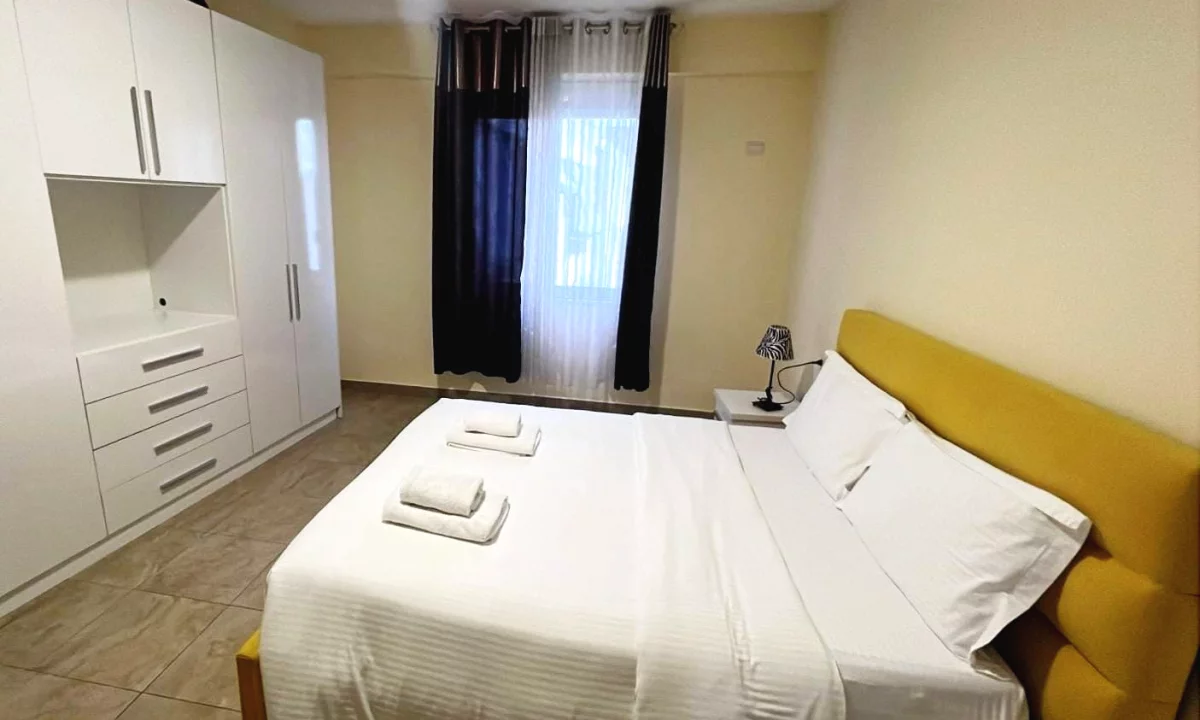 Shtepi me qera Apartament ne Tirane, 1+1, Mobilimi E mobiluar, Pagesa 57,000  Leke.