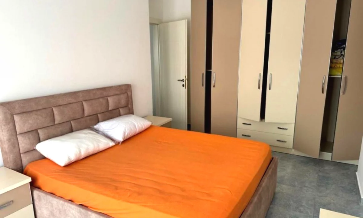 Appartamento in affitto a Tirana 1+1, Arredato