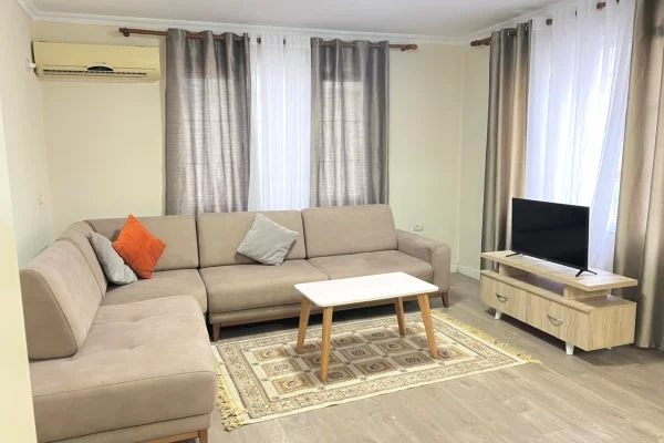 Casa in affitto 1+1 a Tirana - 400 Euro