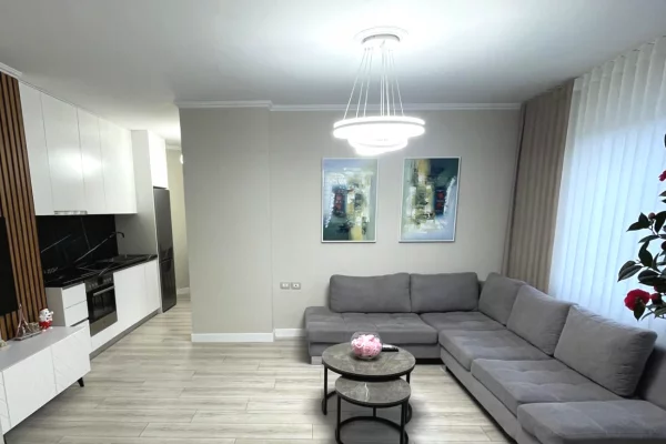 Casa in affitto 1+1 a Tirana - 800 Euro