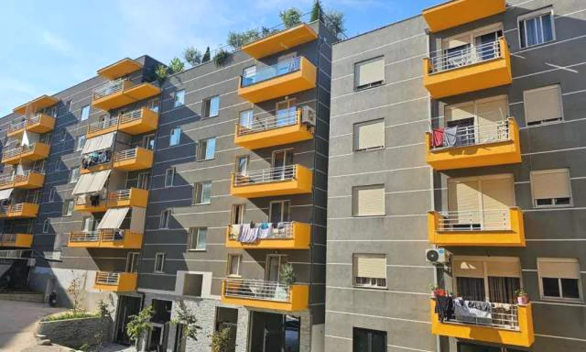 Apartment for sale in Tirana 2+1, Emty