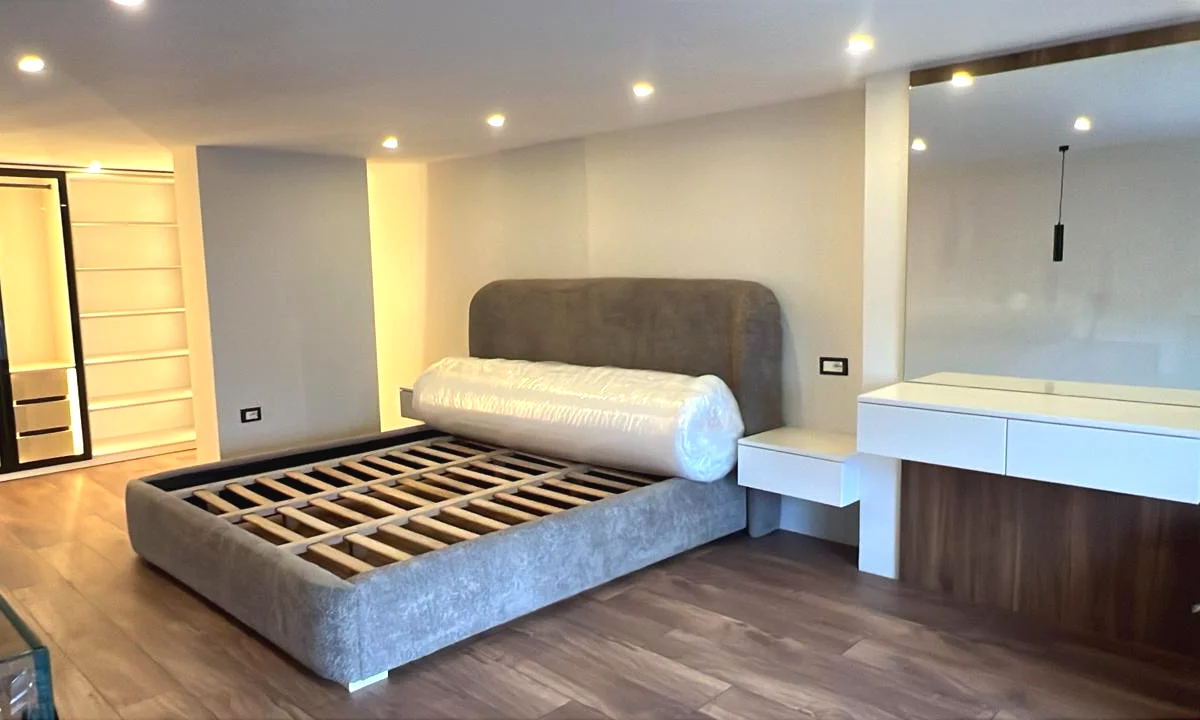 Appartamento in affitto a Tirana 1+1, Arredato