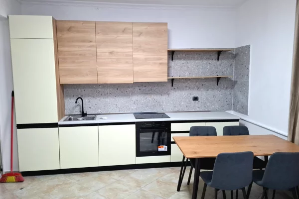 Casa in affitto 1+1 a Tirana - 500 Euro
