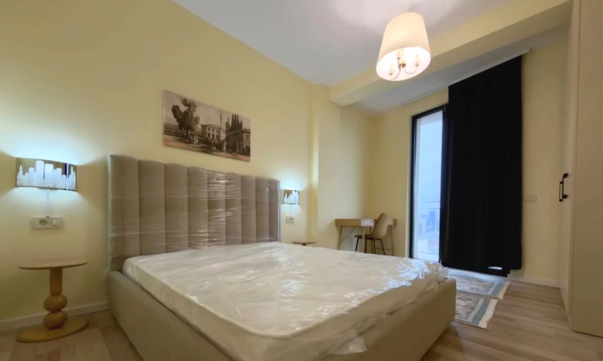 Appartamento in affitto a Tirana 2+1, Arredato