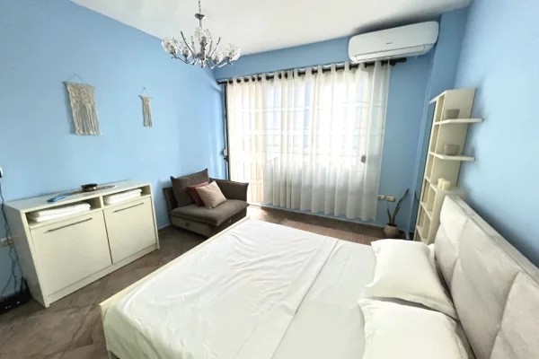 Komuna e PARISIT, Apartament 2+1 me qera , totalisht i arreduar!