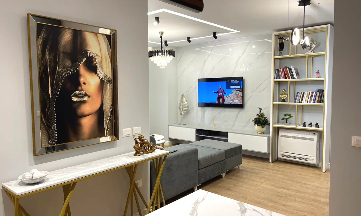 Shtepi me qera Apartament ne Tirane, 2+1, Mobilimi E mobiluar, Pagesa 650  Euro.