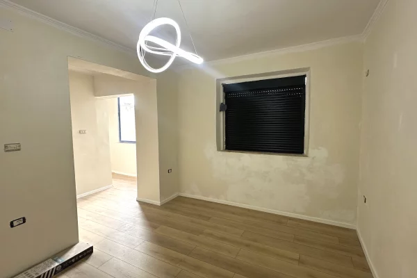 Shtepi me qera 1+1 ne Tirane - 46,000 Leke
