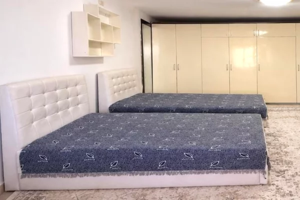 Stadiumi Dinamo, jepet me qera apartament 2+1+parking
