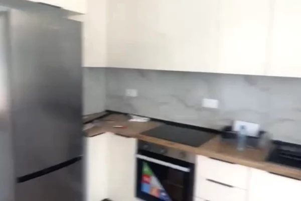 🔥 Apartament 1+1 me Qira Prane kristalit 🏡✨