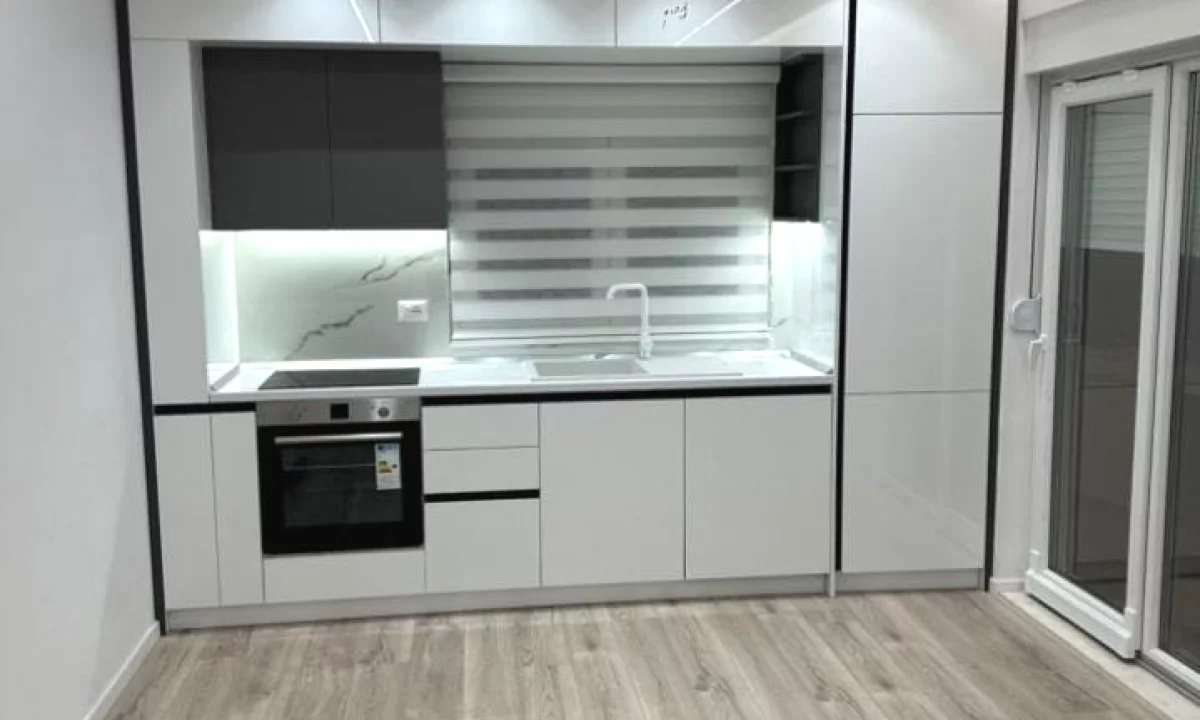 Shtepi me qera Apartament ne Tirane, 1+1, Mobilimi E mobiluar, Pagesa 43,000  Leke.