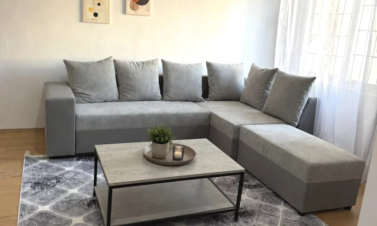 Shtepi me qera Apartament ne Tirane, 1+1, Mobilimi E mobiluar, Pagesa 48,000  Leke.