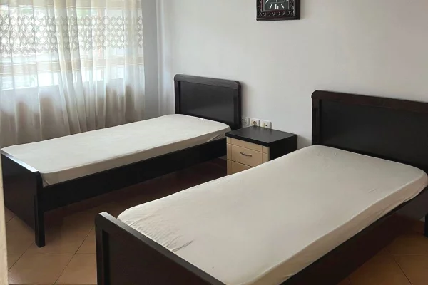 Shtepi me qera 2+1 ne Tirane - 45,000 Leke