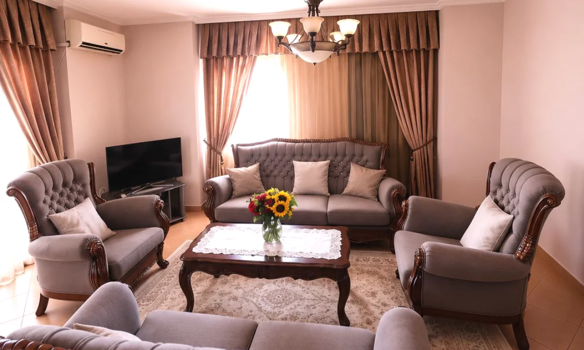 Shtepi me qera Apartament ne Tirane, 2+1, Mobilimi E mobiluar, Pagesa 750  Euro.