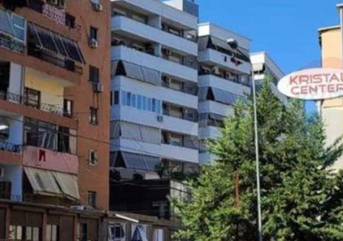 Ambient biznesi me qera 3+1 ne Tirane - 35,000 Leke