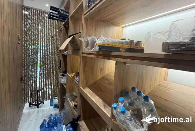 Ambient biznesi ne shitje 1+1 ne Tirane - 11,000 Euro