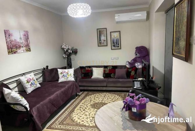 Shtepi me qera Apartament ne Tirane, 1+1, Mobilimi E mobiluar, Pagesa 500  Euro.