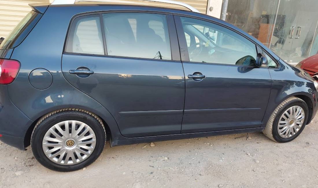 Auto in Vendita a Tirana, Volkswagen, 2007 gasoline-gas,Kambio Manual Pagamento 4,000  Euro.
