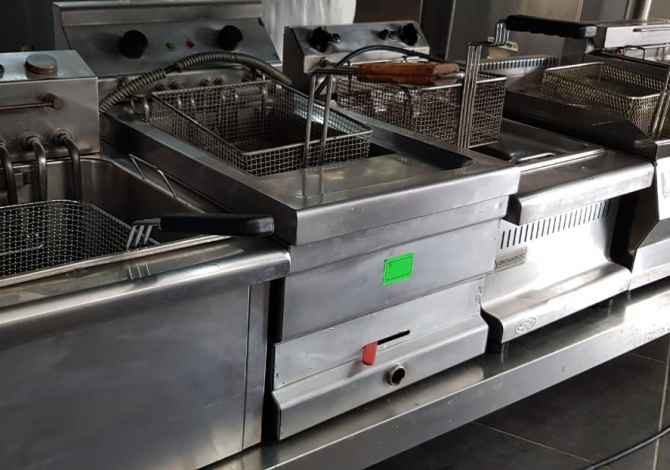 Pajisje biznesi ne shitje ne Tirane - 100 Euro