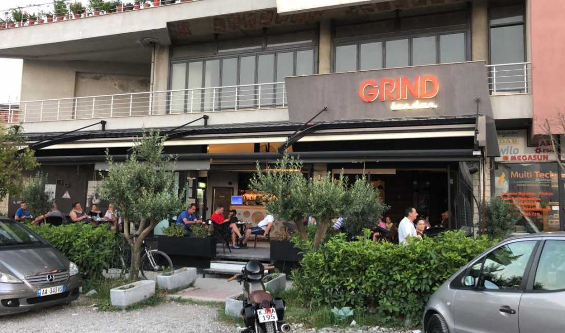 Njoftime Pune ne Tirane, Profesioni BANAKIERE KAMARIERE , , Pagesa Me Marreveshje.