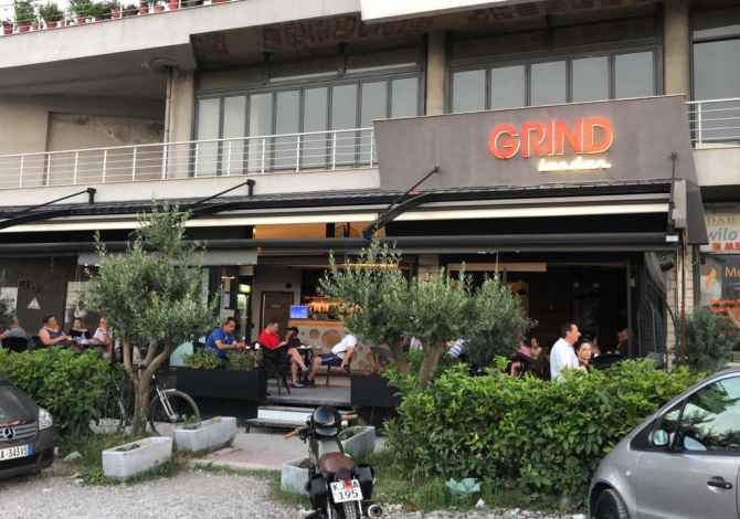 Njoftime Pune per BANAKIERE KAMARIERE ne Tirane