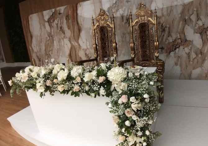 SUN FLOWER ju ofron Buqeta, Kurora, Kompozime, Pergatitje eventesh, Projektim Lulishte etj.