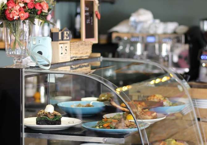 Offerte di lavoro a Tirana, Profession Saniatre , , Pagamento 40,000  Leke.