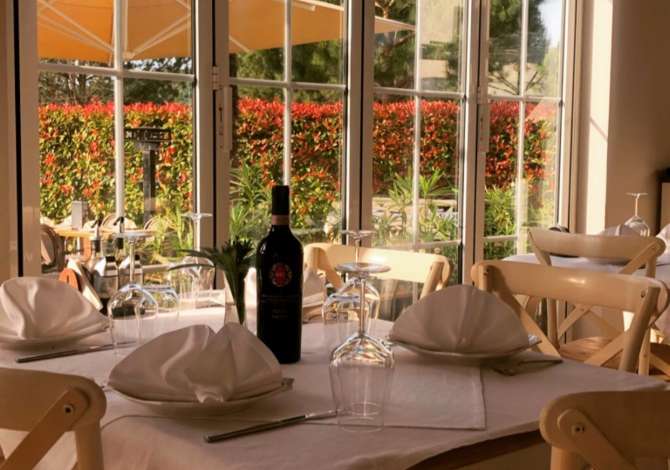 Offerte di lavoro a Durazzo, Profession Kamarier , , Pagamento Trattabile.