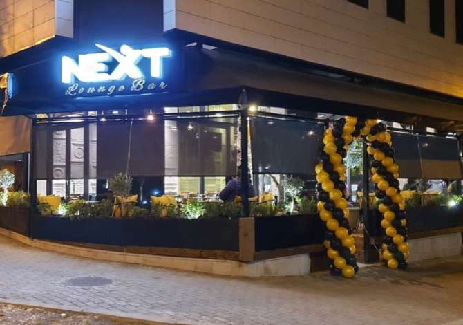 Njoftime Pune per Banakier/e,Kamarier/e ne Tirane