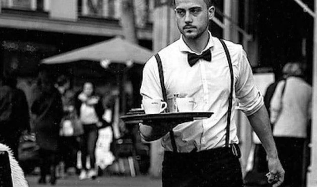 Offerte di lavoro a Tirana, Profession Kamarier/e , Banakier/e , , Pagamento Trattabile.