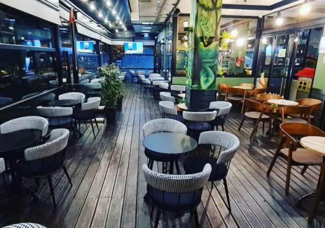 Offerte di lavoro a Tirana, Profession Banakier/e,Kamarier , Con esperienza, Pagamento Trattabile.