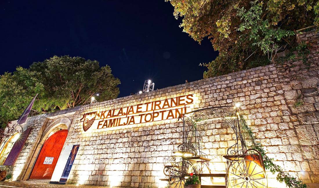 Offerte di lavoro a Tirana, Profession Kamarier/e  Ndihmes Kamarier/e  Ndihmes kuzhinjer/e , Con esperienza, Pagamento 35,000  Leke.