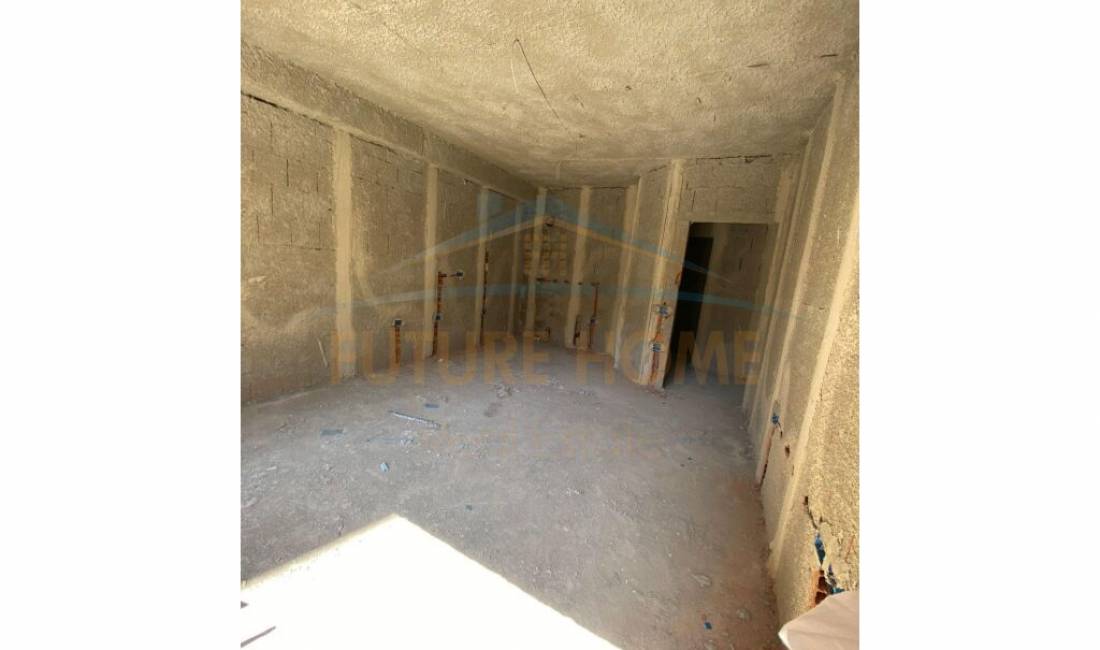 Apartment for sale in Tirana 1+1, Emty