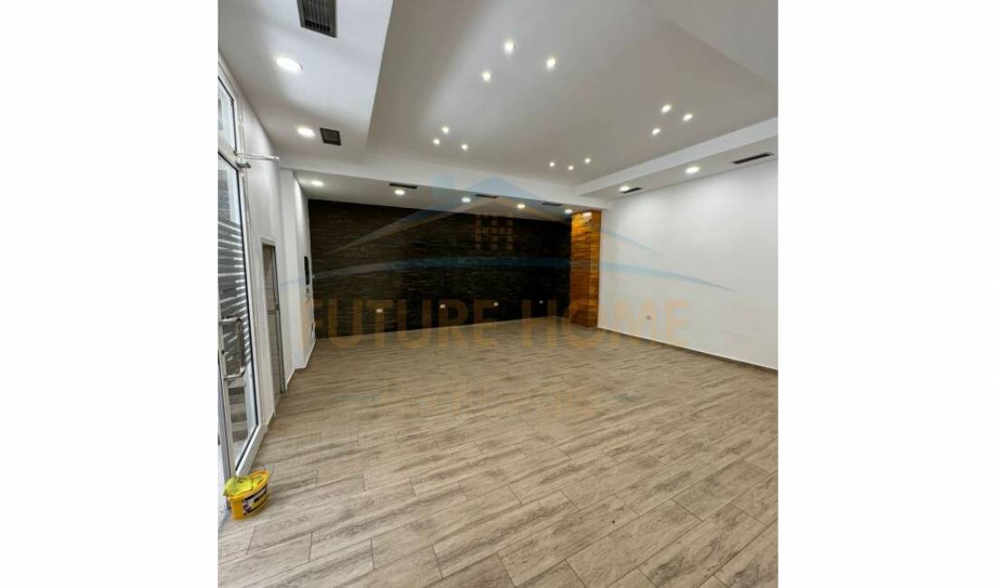 Shitet, Ambient Biznesi, Kthesa e Kamzes.UNA42852