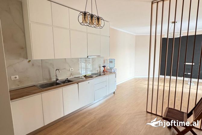 Apartment for sale in Tirana 2+1, Emty