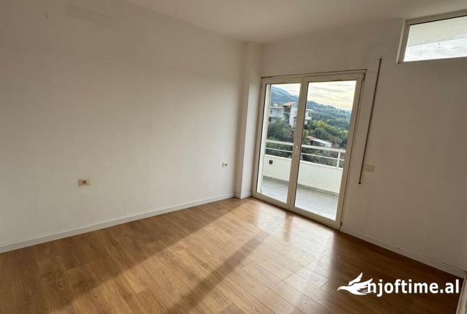 Apartment for sale in Tirana 2+1, Emty