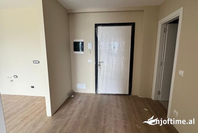 Apartment for sale in Tirana 1+1, In Part