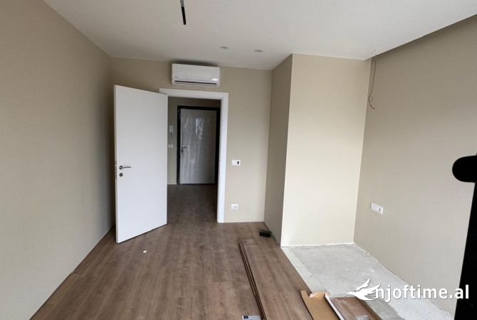 Apartment for sale in Tirana 1+1, In Part