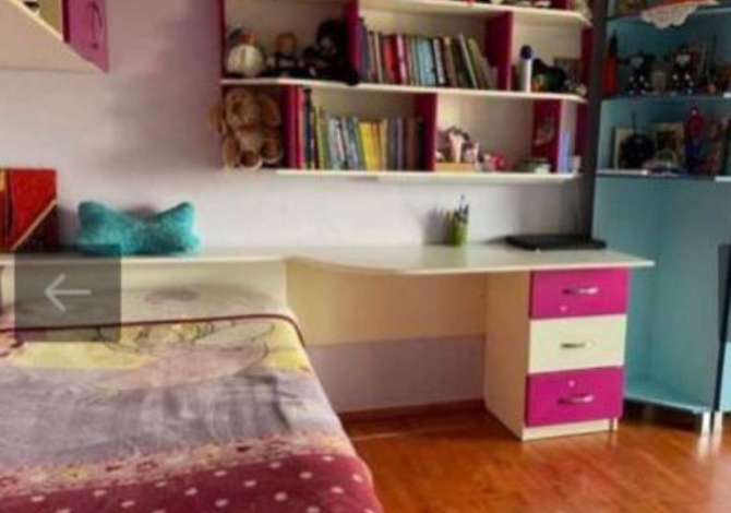 Shtepi me qera Apartament ne Tirane, 2+1, Mobilimi E mobiluar, Pagesa 40,000  Leke.